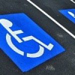В Подмосковье появилось еще 1,5 тысячи парковочных мест для инвалидов